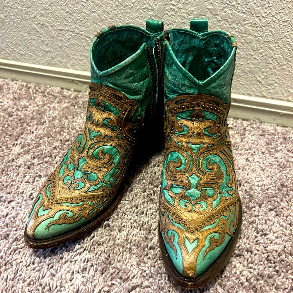 Teal and Brown Corral ankle cowboy boots
